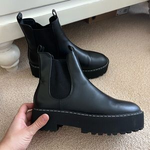 H&M Chelsea boots